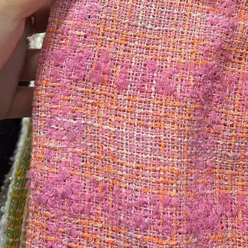 Sewing Tweed - Розово-оранжевая твидовая ткань с узором в
